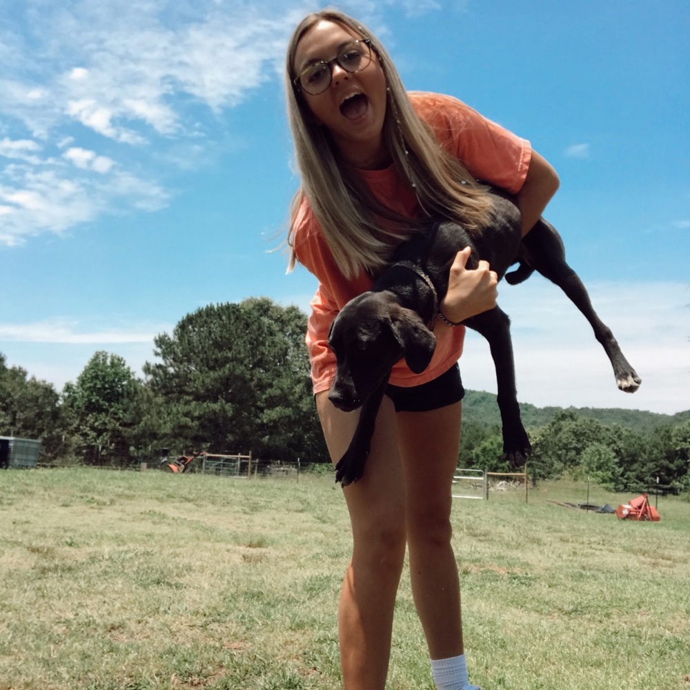 Meet your Posher, Shelby